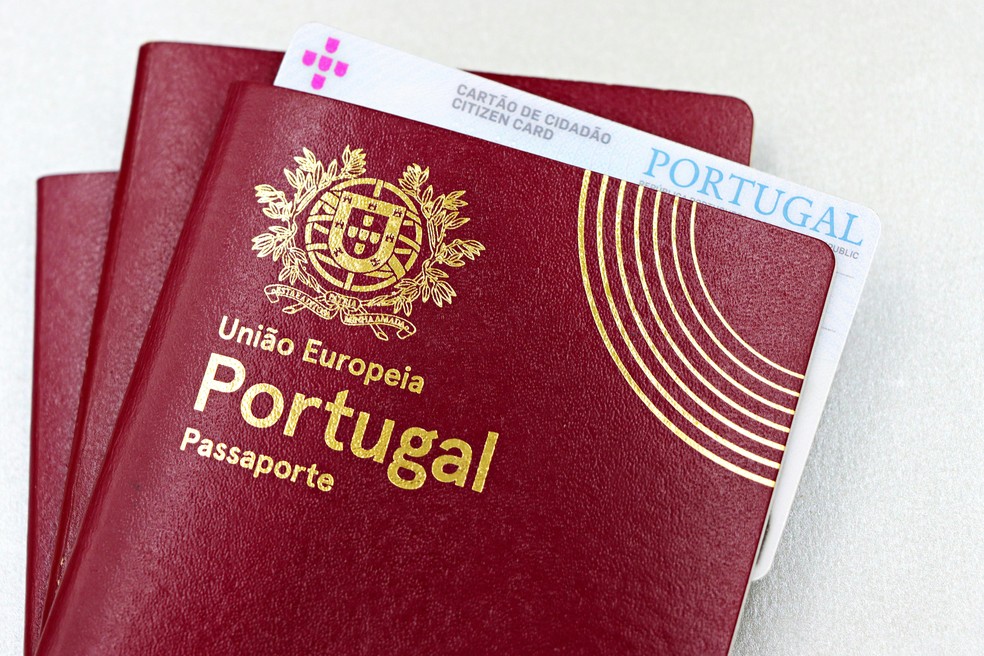 Passaporte portugal — Foto: Marta Branco / pexels