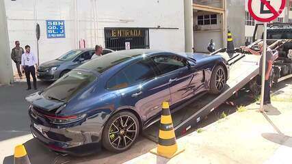 Veja IMAGENS dos carros de luxo do 'Careca do INSS' apreendidos pela PF