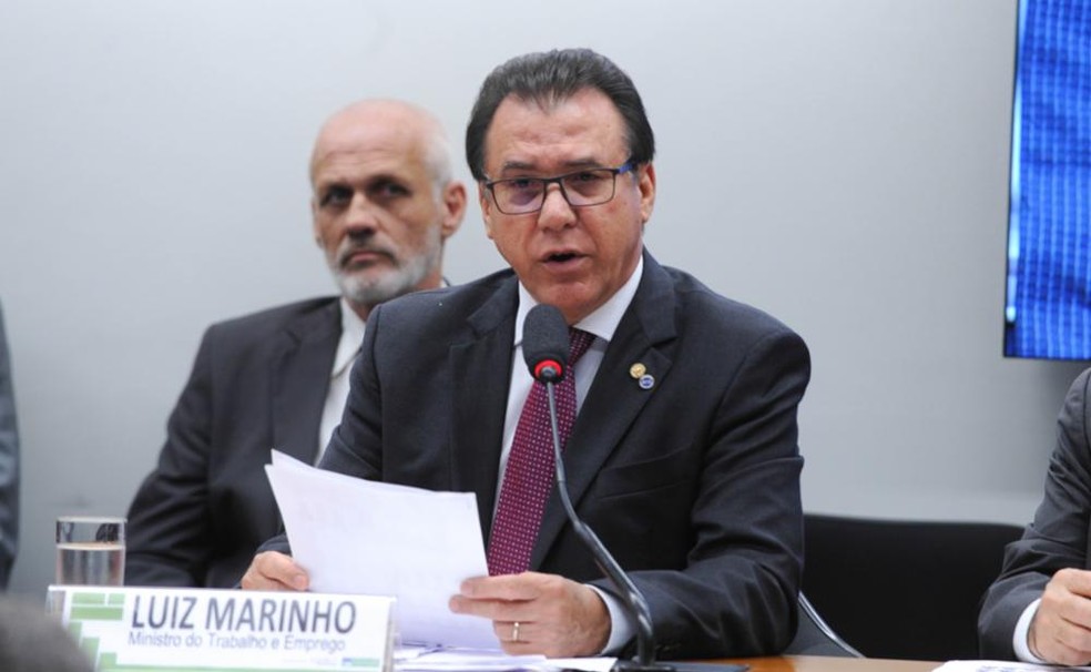 O ministro Luiz Marinho em audiência promovida pela Comissão de Fiscalização Financeira e Controle da Câmara — Foto: Renato Araujo/Câmara dos Deputados